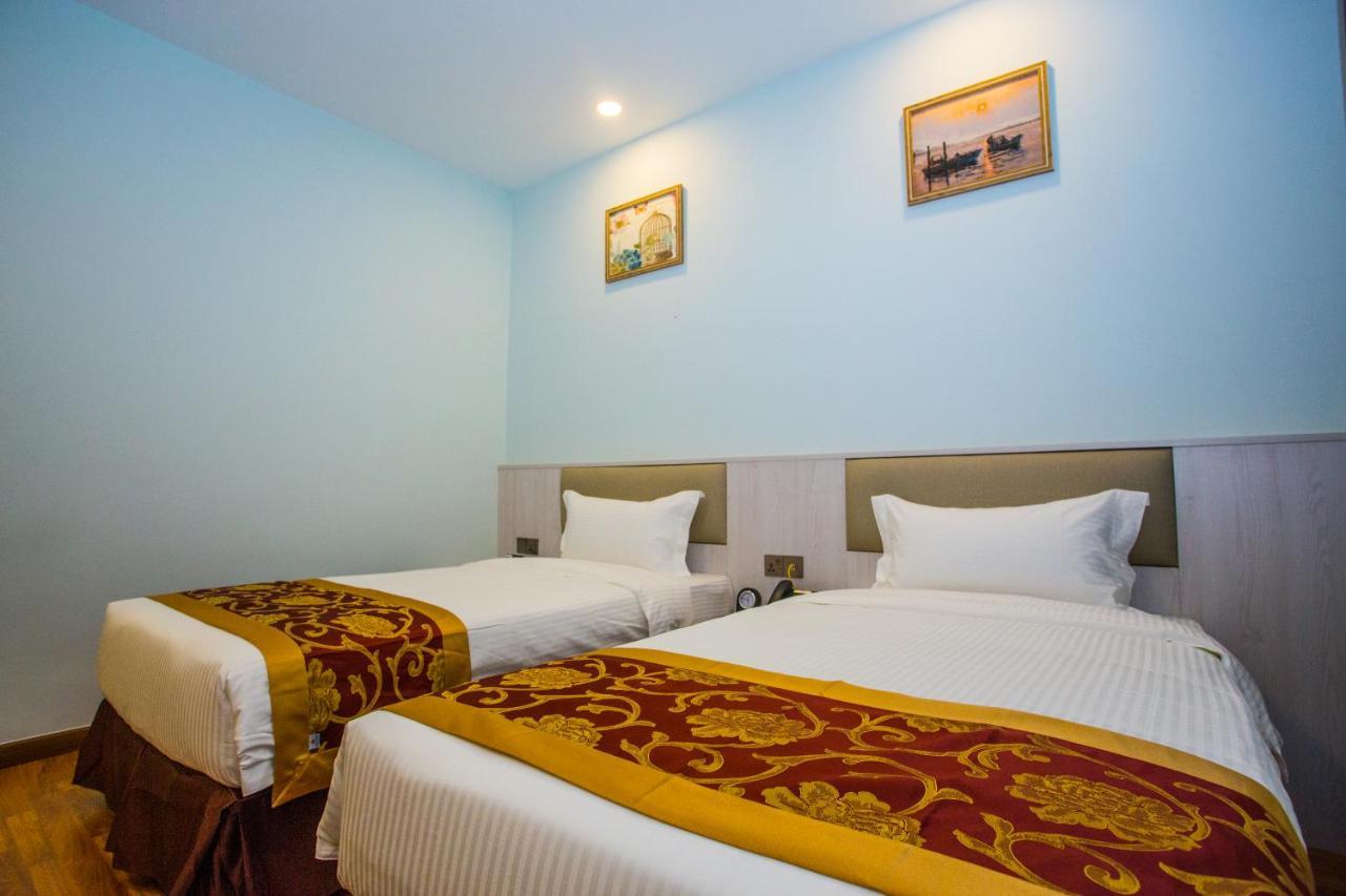 Austin Park Hotel Johor Bahru Esterno foto