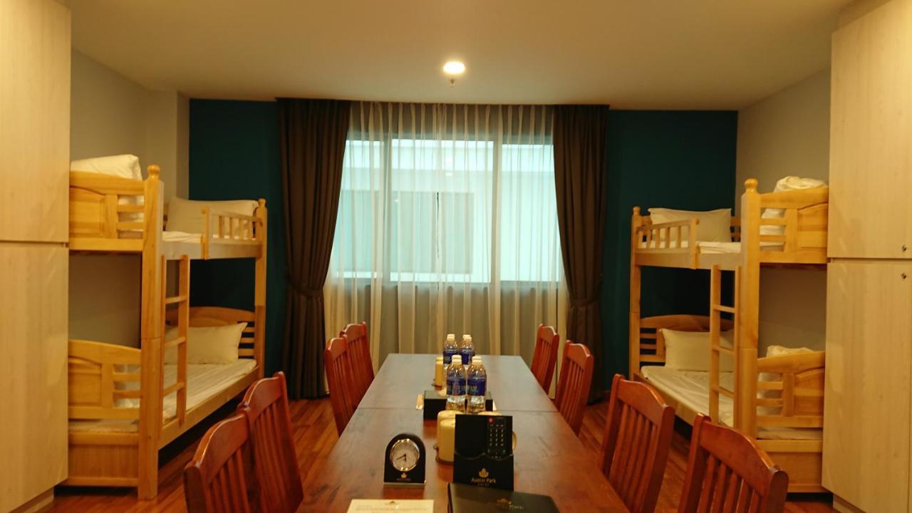 Austin Park Hotel Johor Bahru Esterno foto